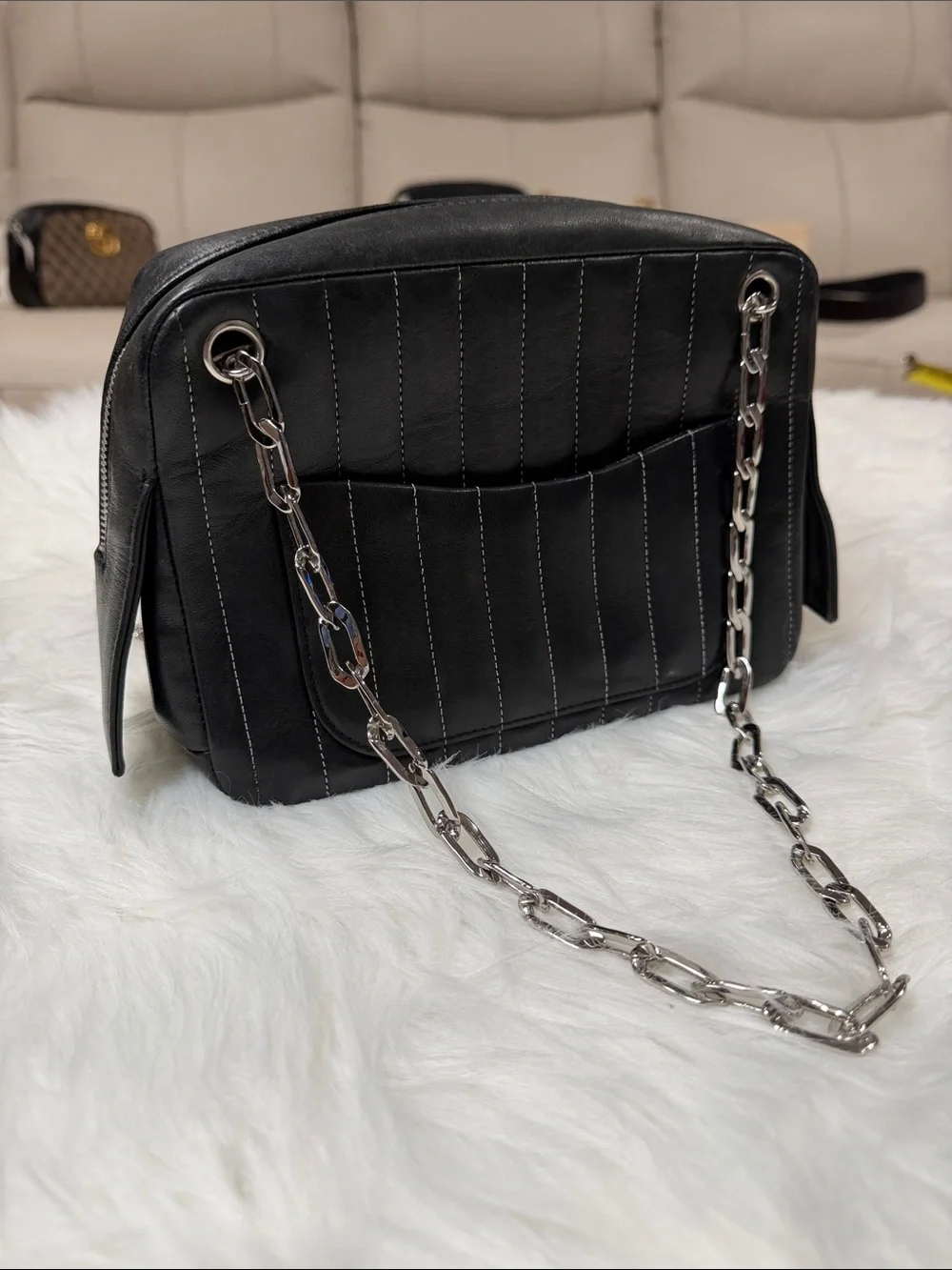 💯Authentic Chanel Black Leather Camera Shoulder Bag Silver CC Chain Charm🍀